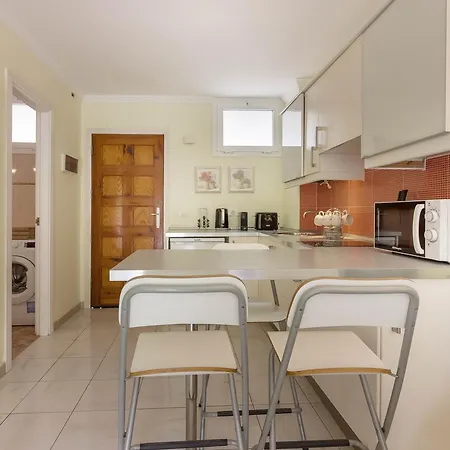 El Dorado Apartment *